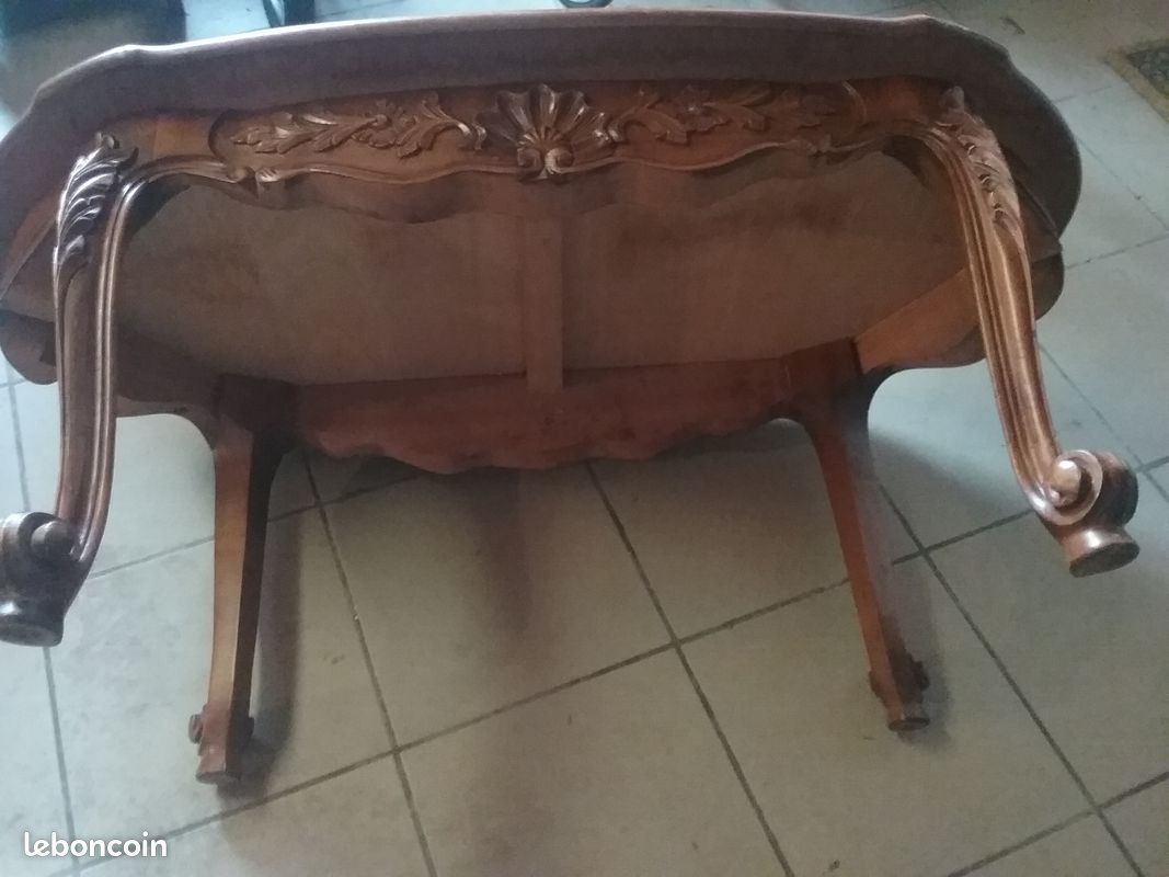 Table basse style Louis XV en merisier (image 1)