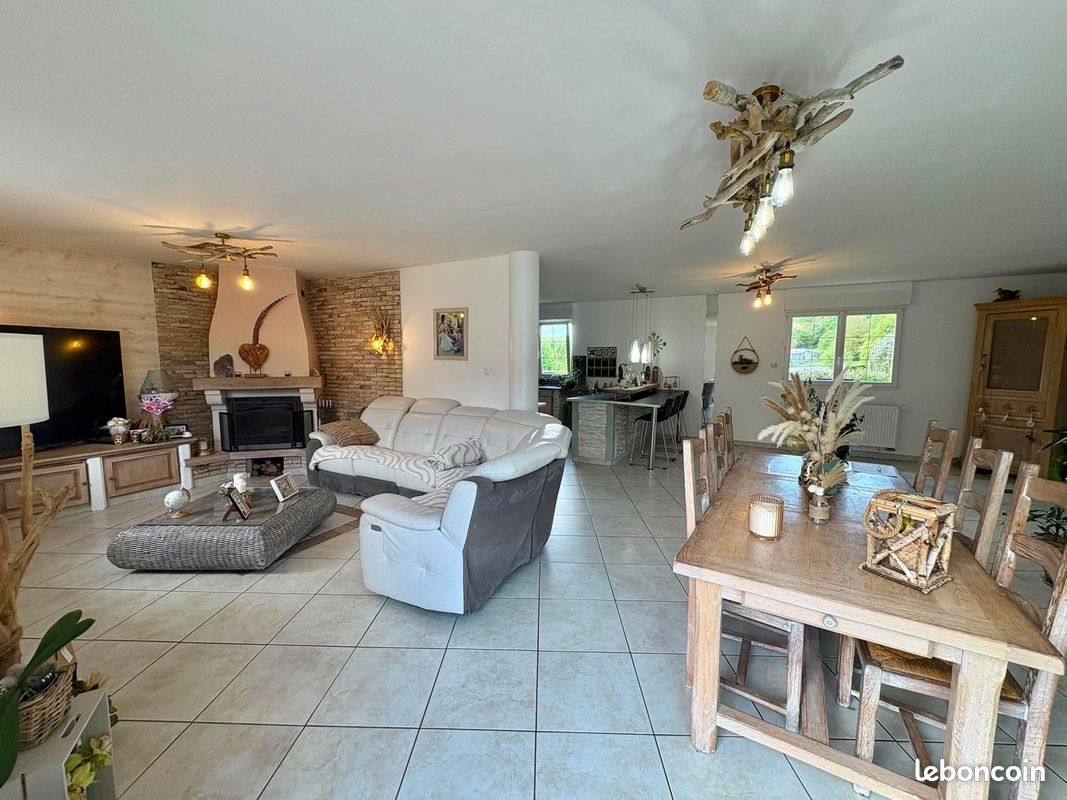 Maison 11 pièces 197 m² · à Doudeauville · 197 m² · 418 876 €