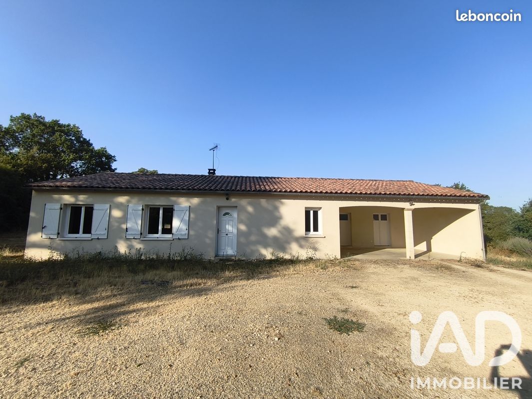 Maison 5 pièces 101 m² · à Chey · 101 m² · 169 000 €