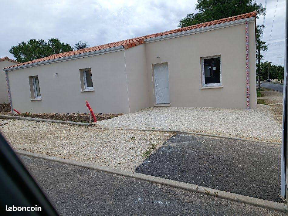 Maison 5 pièces 305 m² · à Angoulême · 305 m² · 190 000 €