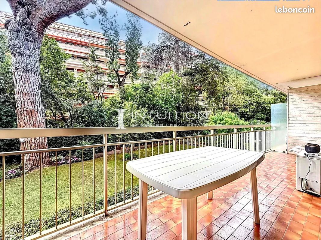 Appartement 2 pièces 55 m² · à Cannes · 55 m² · 1 110 €/mois
