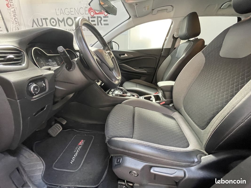 OPEL Grandland X 1.6 HYBRID 225 BVA8 ELITE (image 17)