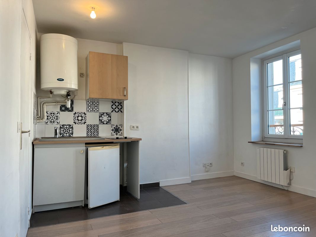 Appartement a louer saint-cyr-l'ecole - 1 pièce(s) - 20 m2 - Surfyn