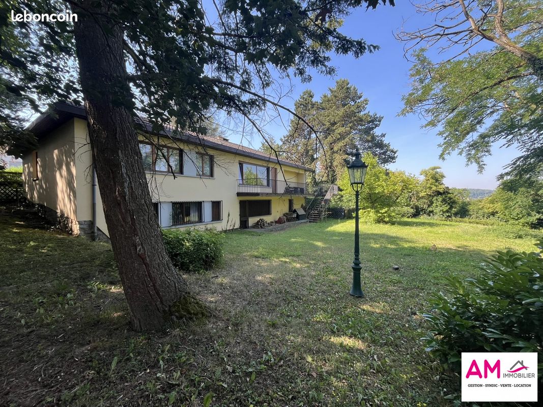 Maison 7 pièces 200 m² · à Brunstatt-Didenheim · 200 m² · 595 000 €