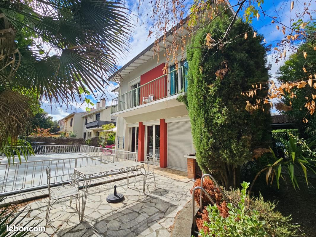 Maison 6 pièces 211 m² · à Toulouse · 211 m² · 650 000 €