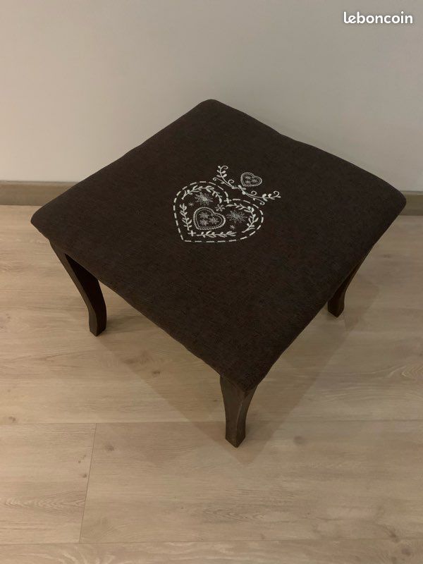 Chevet molletonné marron ou petite table d’angle (image 1)
