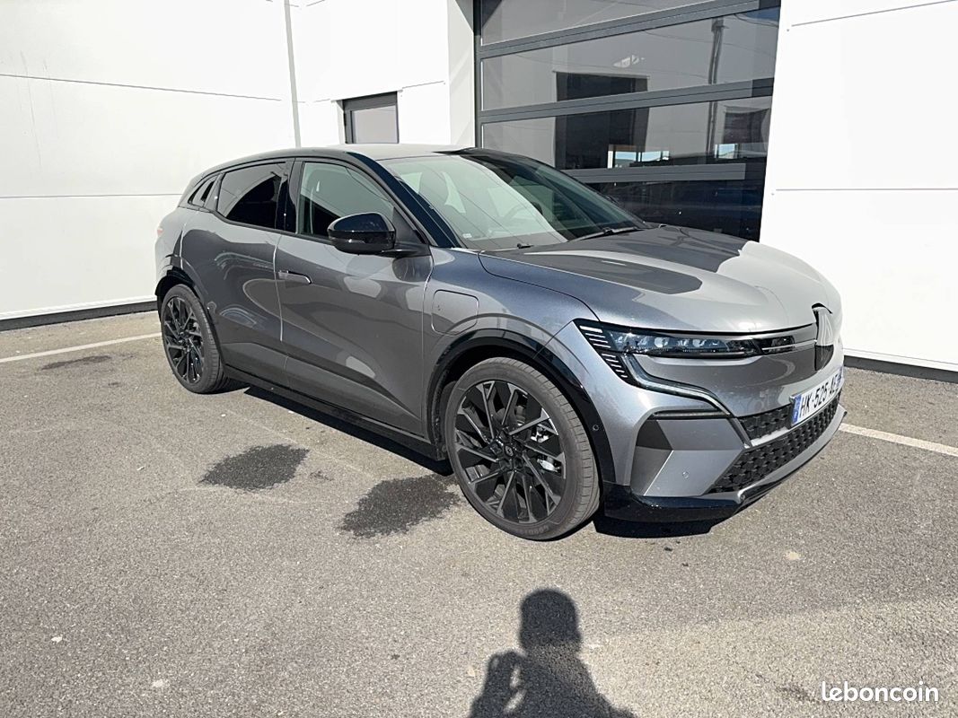 RENAULT Megane E-Tech 220 ch autonomie confort esprit Alpine (image 2)