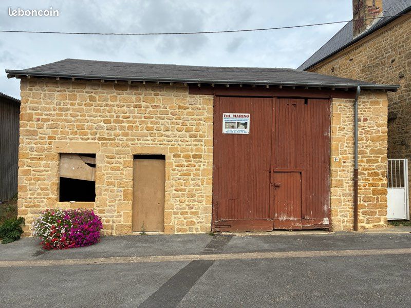 Maison 1 pièce 100 m² · à Saint-Marcel · 100 m² · 45 000 €