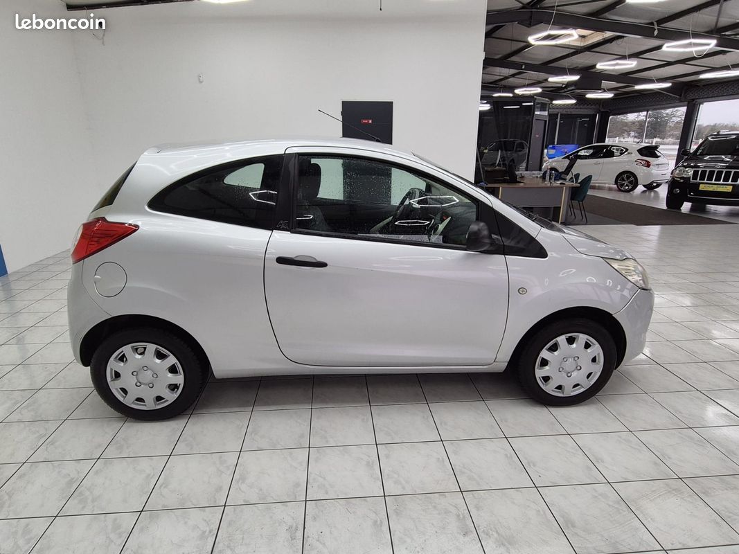 FORD KA 1.2 i 70 cv Trend (image 9)