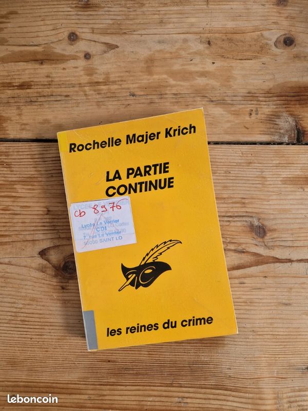 Lot 5 livres enquêtes criminelles (image 2)