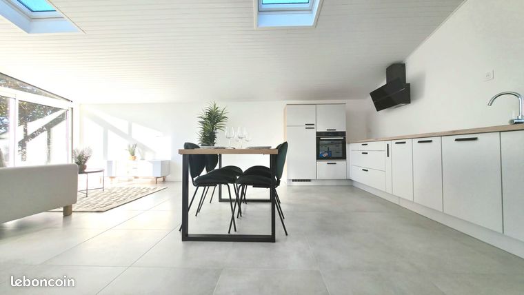 Loft 5 pièces 90 m²