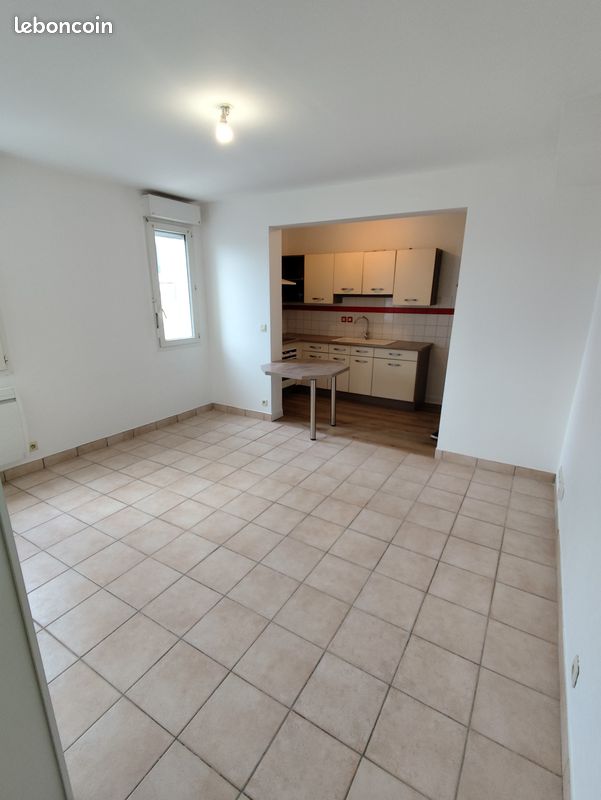 Appartement 3 pièces 60 m² · à Châteauroux · 60 m² · 685 €