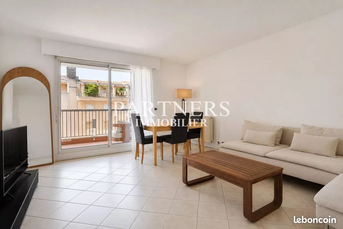 Appartement 4 pièces 90 m² · à Aix-en-Provence · 90 m² · 1 760 €