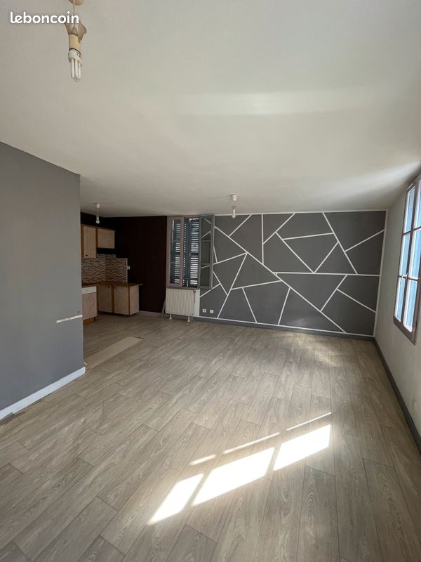 Appartement T3 centre ville - Tulle 19000 (image principale 0)