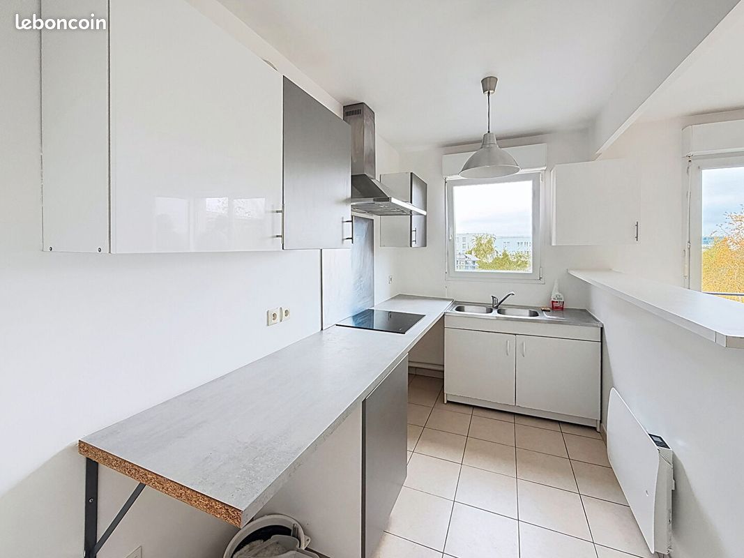 Appartement 2 pièces 46 m² · à Massy · 46 m² · 990 €/mois