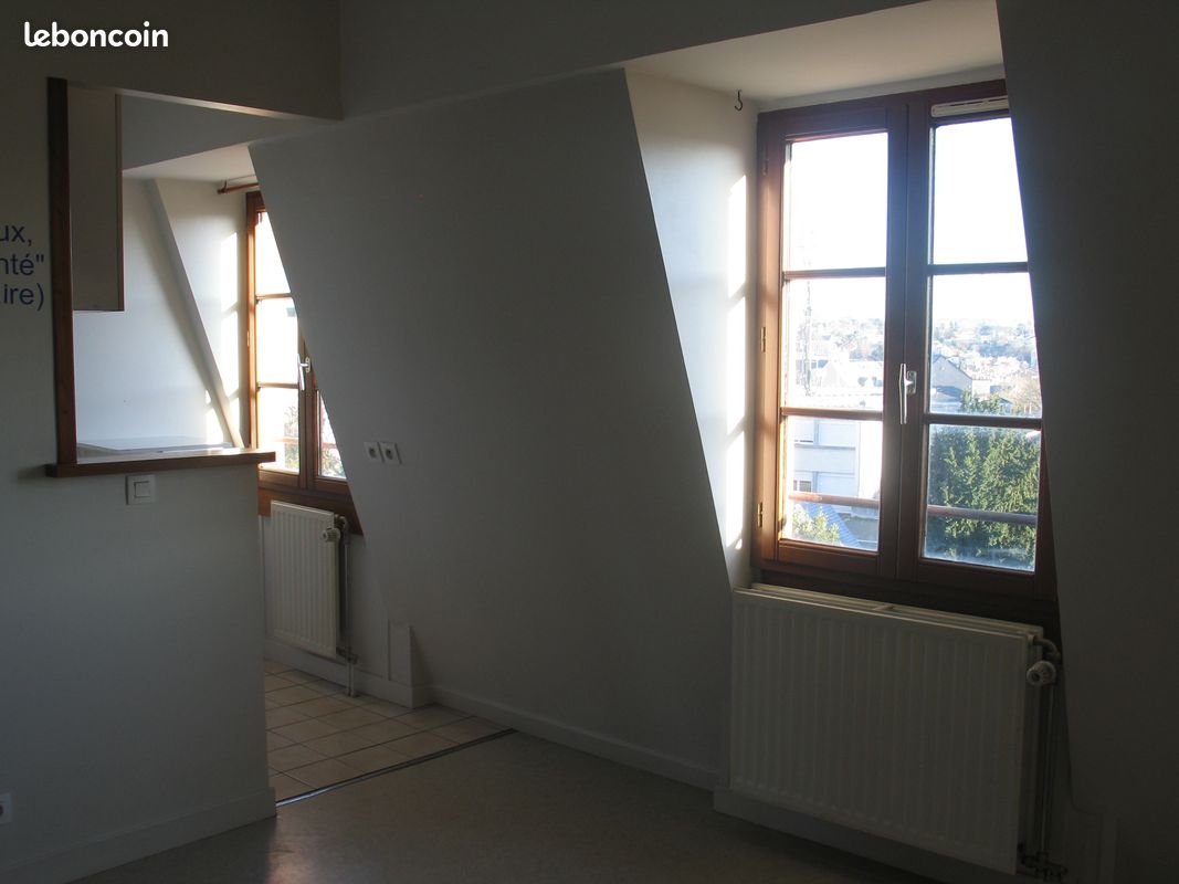 Appartement 2 pièces 28 m² · à Poitiers · 28 m² · 560 €