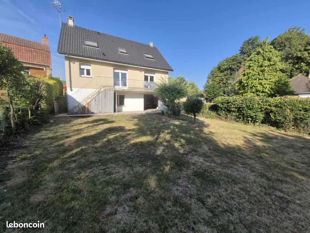 Maison 5 pièces 120 m² · à Tilques · 120 m² · 852 €/mois
