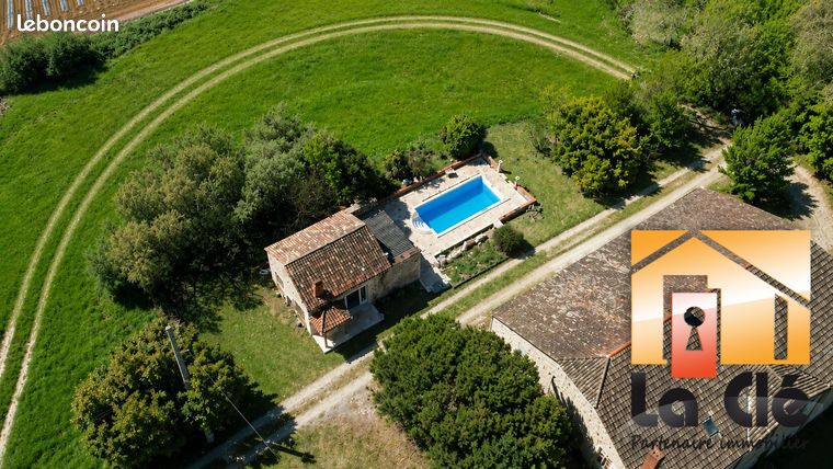Propriété 4 pièces 165 m²