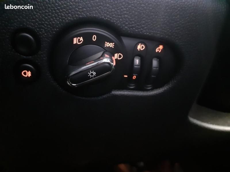 Mini Mini 5 Portes Cooper 136ch Essential BVA7 (image 20)