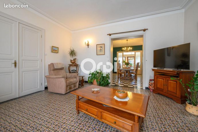Maison 6 pièces 144 m²
