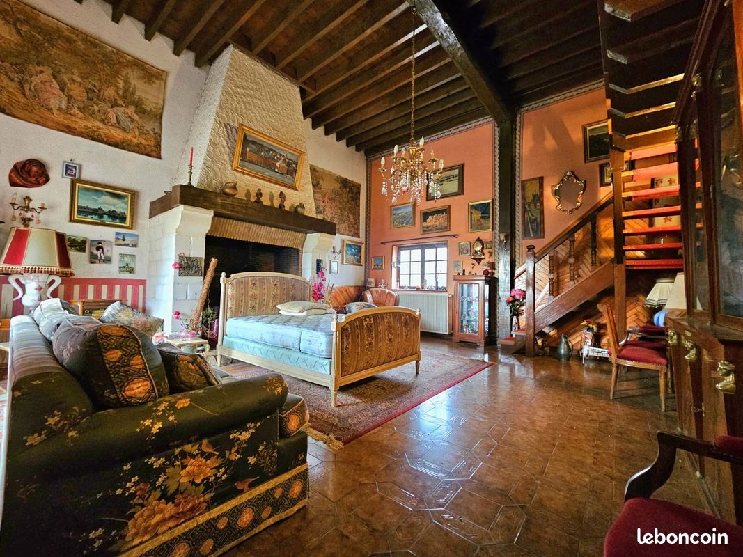 Maison 5 pièces 146 m² · à Estrées-Saint-Denis · 146 m² · 157 000 €