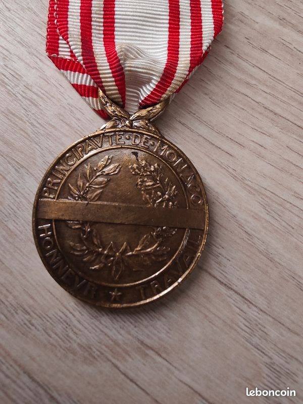 Médaille du travaille Monaco (image 4)