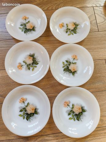 Lot 22 De 4 Assiettes Creuses Vintage Arcopal France D 21,5