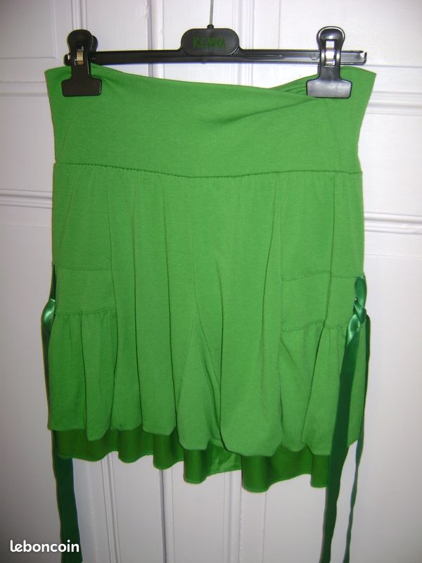 Jupe verte fantaisie (image 2)