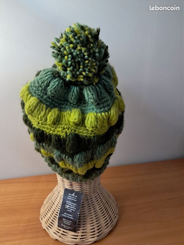 Bonnet femme hiver 100% laine fait main tu (image 4)
