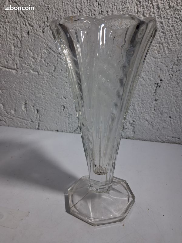 Vase Tulipe vintage (image 1)