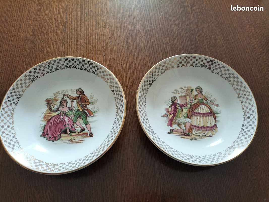 Assiettes anciennes en porcelaine (image 1)