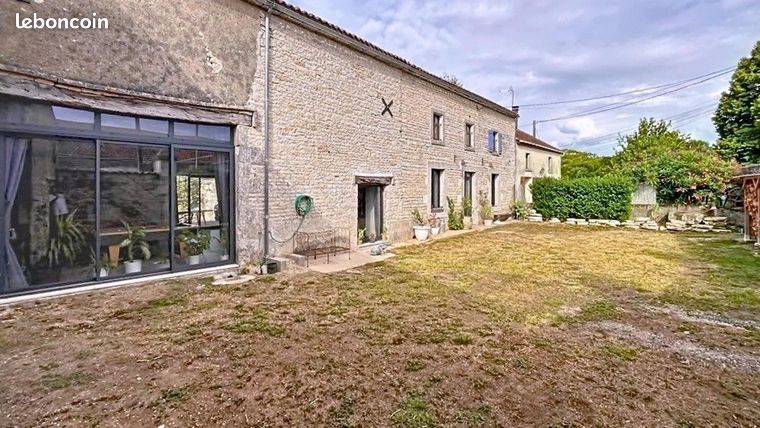 Propriété 6 pièces 181 m²