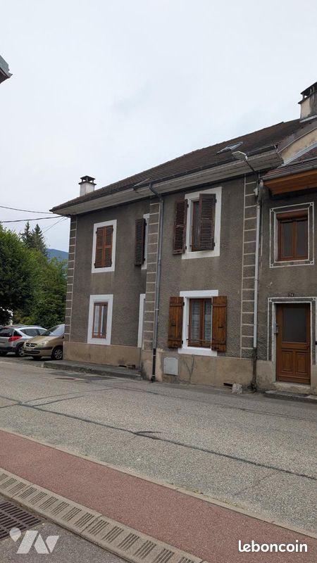 Maison 4 pièces 88 m² · à Les Échelles · 88 m² · 135 000 €