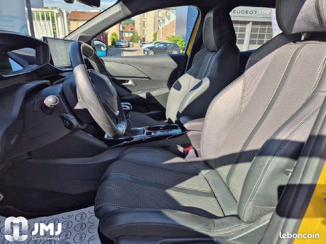 PEUGEOT 208 PureTech 100 S&S BVM6 GT (image 8)
