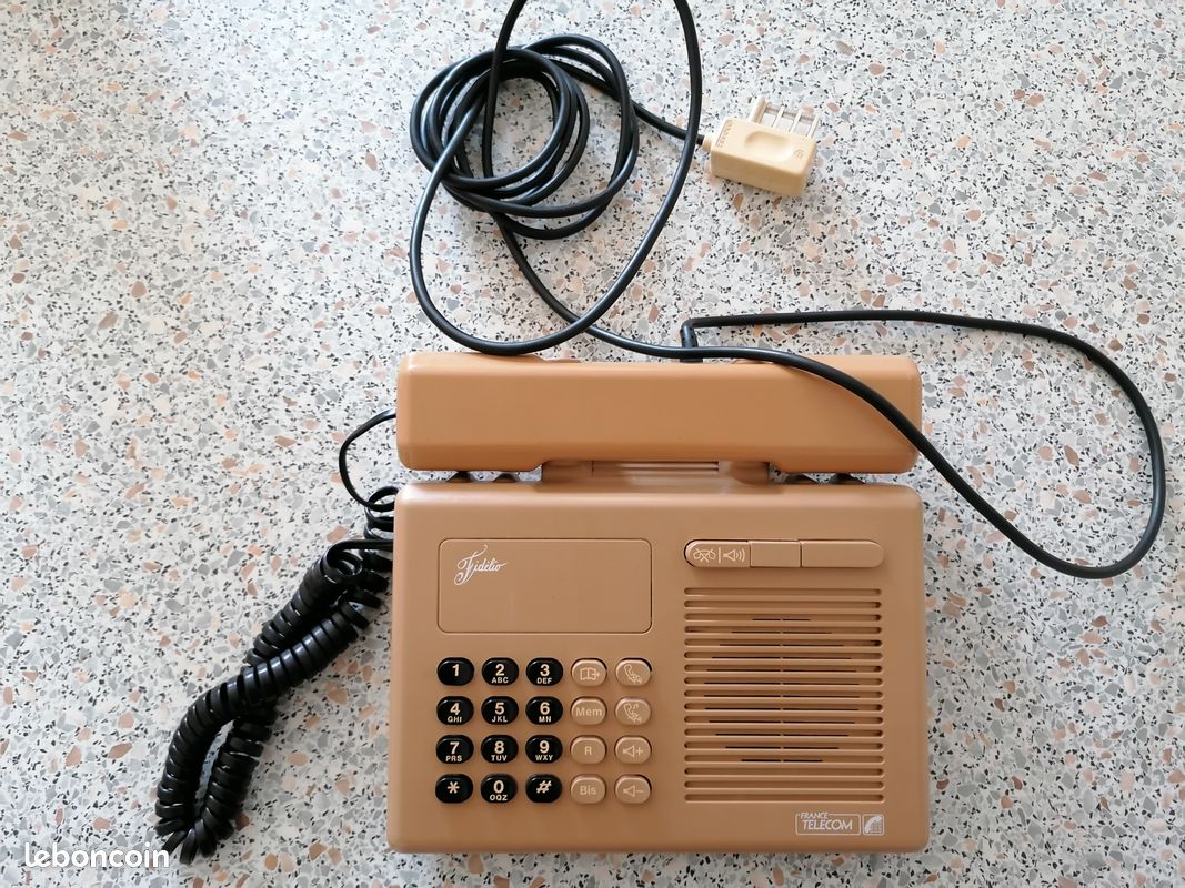 Telephone marron clair (image 2)