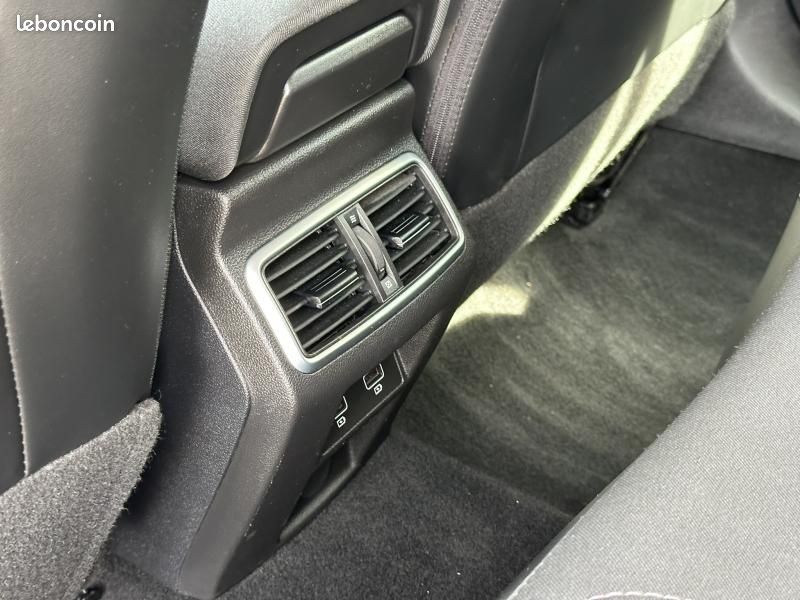 Renault Megane 1.5 Blue dCi 115ch Evolution EDC (image 33)