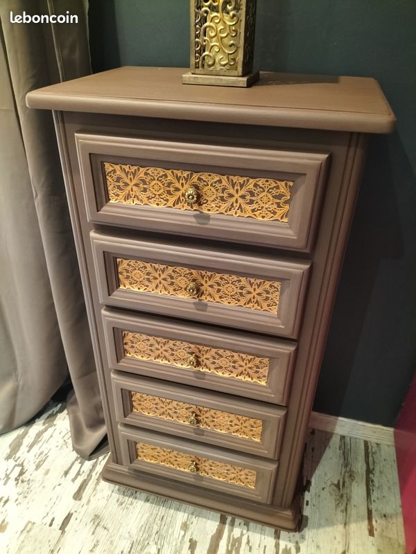 Commode (image 3)
