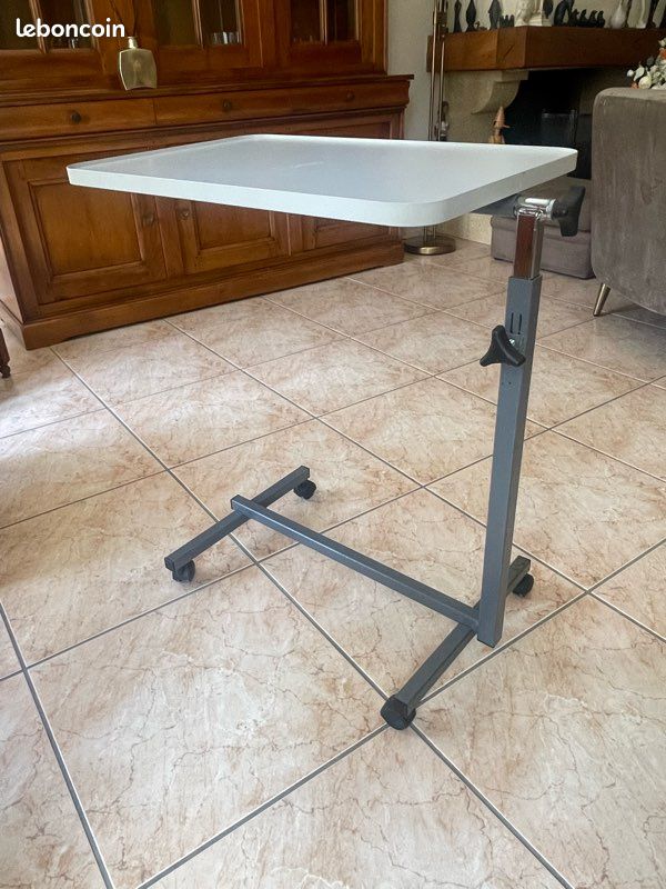 Table PMR inclinable (image 2)
