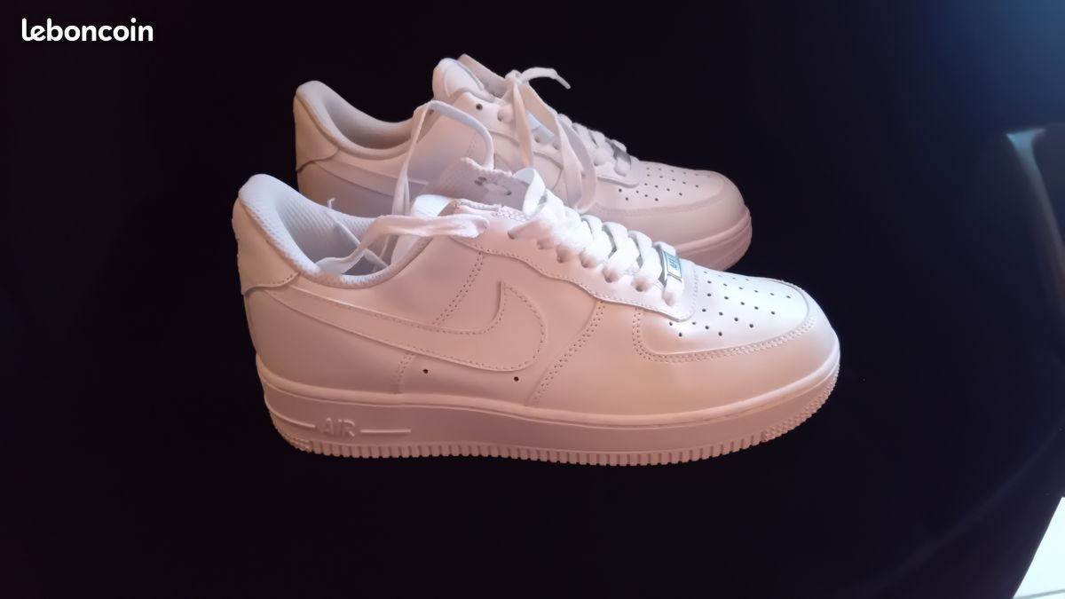 Baskets Nike air neuves (image 1)