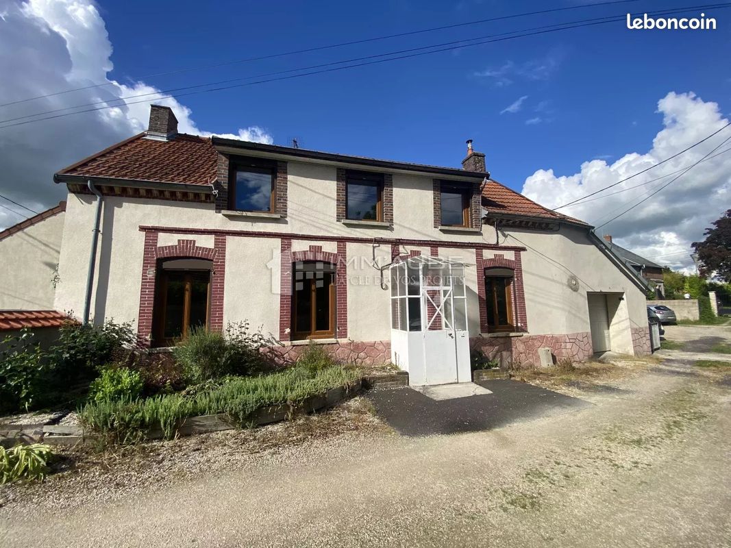 Maison 6 pièces 85 m² · à Gélannes · 85 m² · 665 €/mois