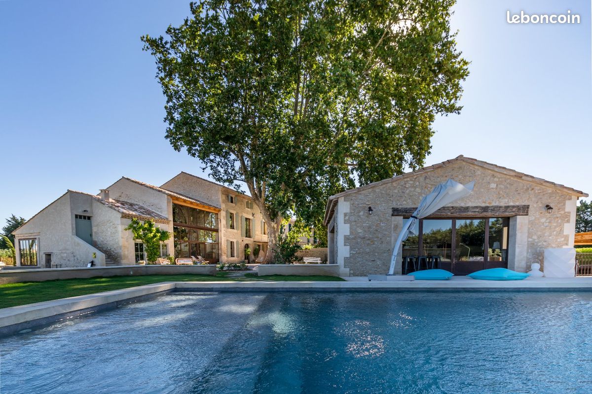 Maison 10 pièces 360 m² · à Tarascon · 360 m² · 1 800 000 €