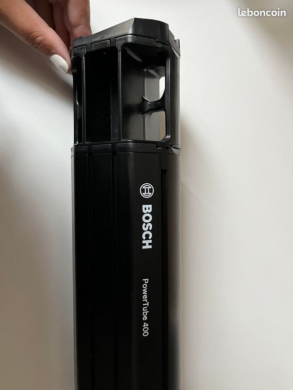 Batterie Bosch PowerTube 400 + chargeur (image 1)