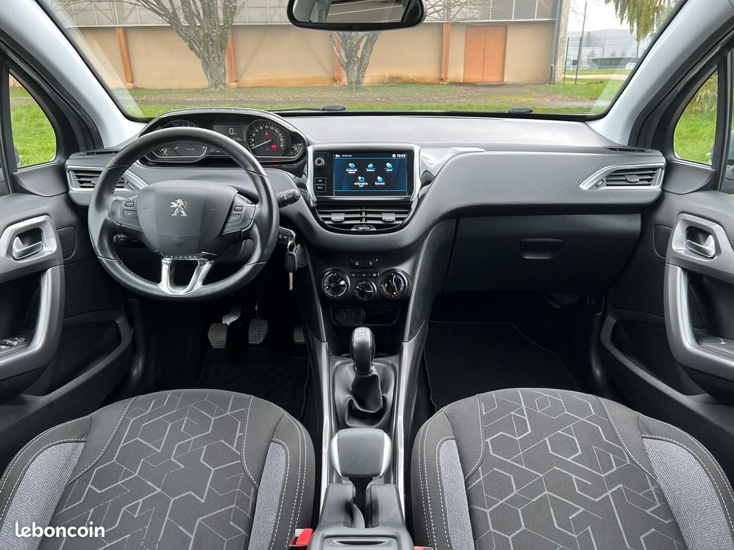 Peugeot 2008 1.5 BlueHDi 100ch S&S Active BVM5 (image 11)