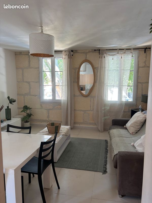 Appartement 4 pièces 83 m² · à Arles · 83 m² · 990 €
