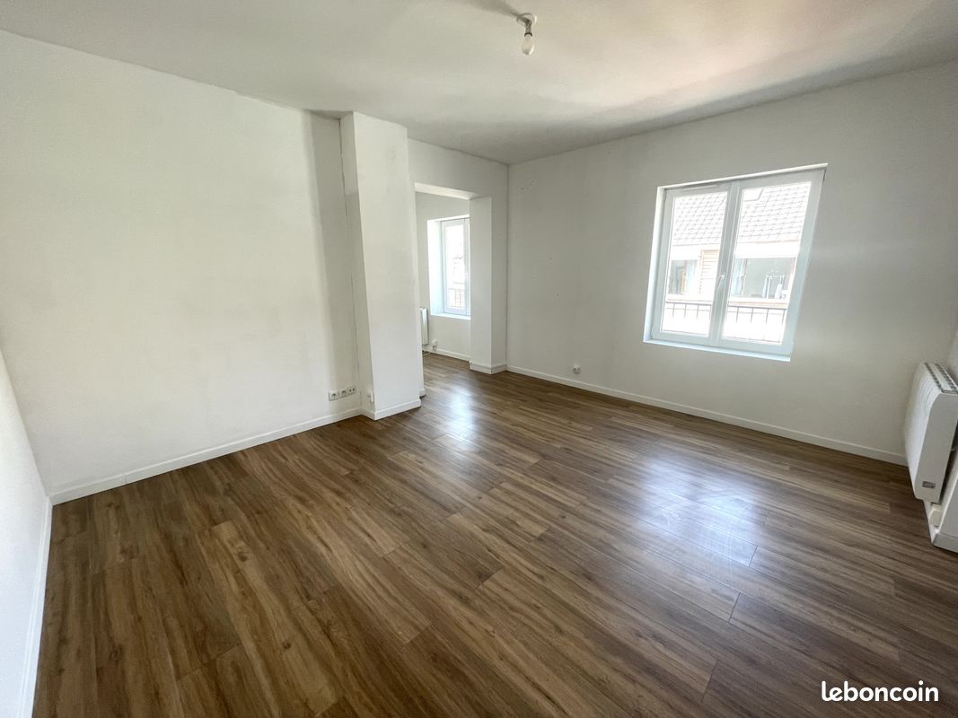 Appartement 2 pièces 45 m² · à Lys-lez-Lannoy · 45 m² · 635 €/mois