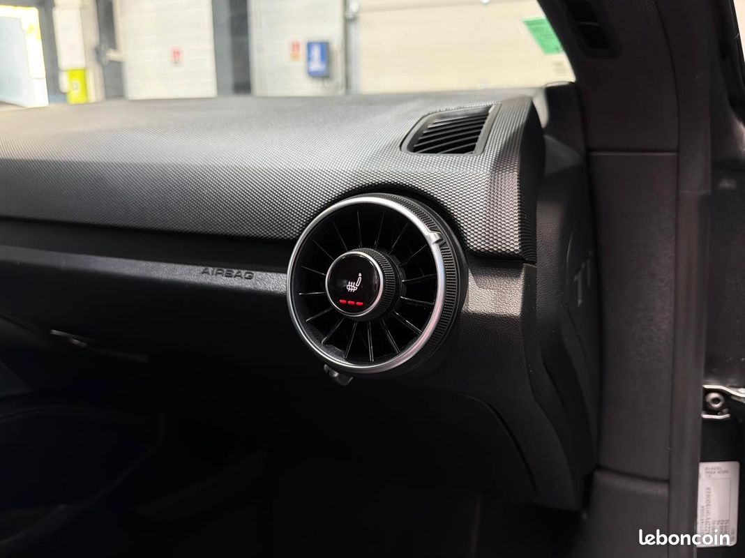 Audi TT RS 2.5 TFSI 400 CV QUATTRO S TRONIC 7 PACK CARBONE - DAZA - SIEGES CHAUFFANTS - RADAR - GPS (image 25)