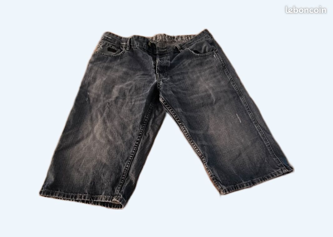 Bermuda Jeans (image 1)