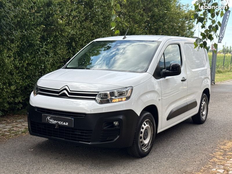 Citroen BERLINGO VAN M 650KG HDI 130CH EAT8 PREMIUM CONNECT * 2023 * 3 PLACES (image 6)