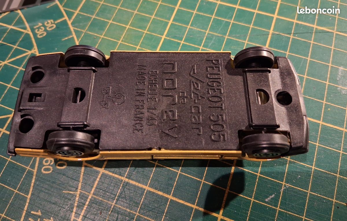 Peugeot 505 Norev Jet car 1/43 (image 4)