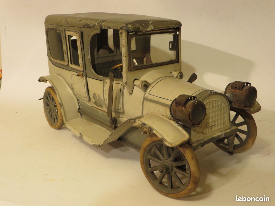 Calandre Pour Limousine Vintage Karl BUB KBN - Modèle 1912 - Jouet Mécanique 55x44mm - Neuf - Fabriqué En France